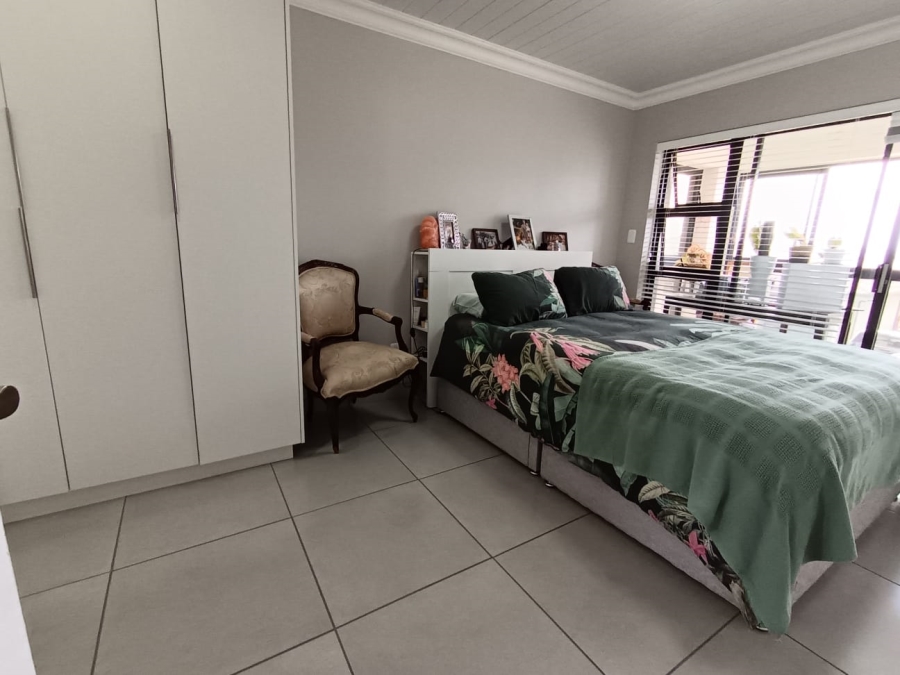 3 Bedroom Property for Sale in Dana Bay Western Cape
